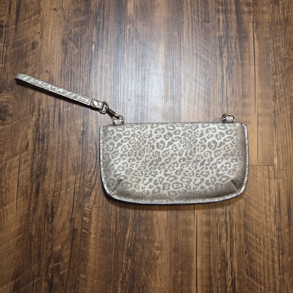 Leopard Print Tan Women's Wristlet Joy Susan - Picture 3 of 6